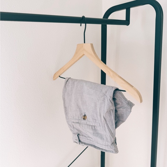 14th & Union grey linen men’s shorts - Picture 3 of 7